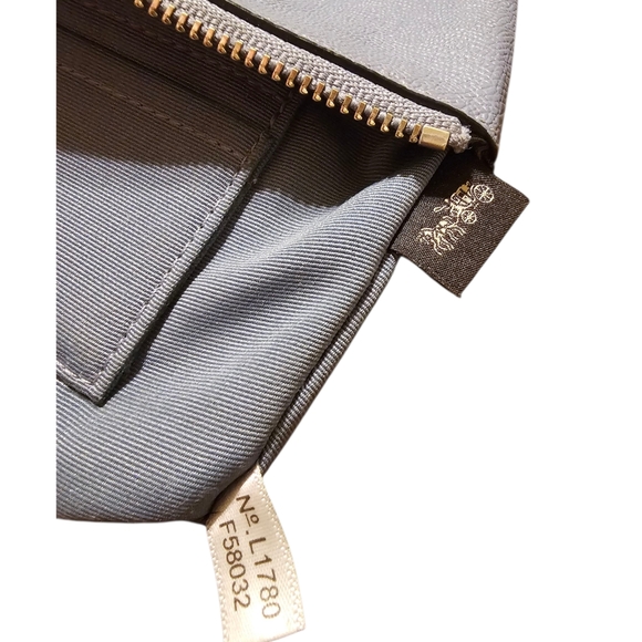 Coach Signature PVC Corner Zip Wristlet Baby Blue GUC - Picture 6 of 6